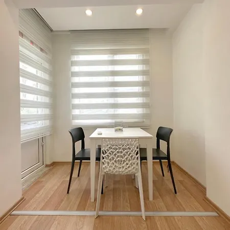 Plaja Yaklasik 400 Metre Uzaklikta-4 Apartament